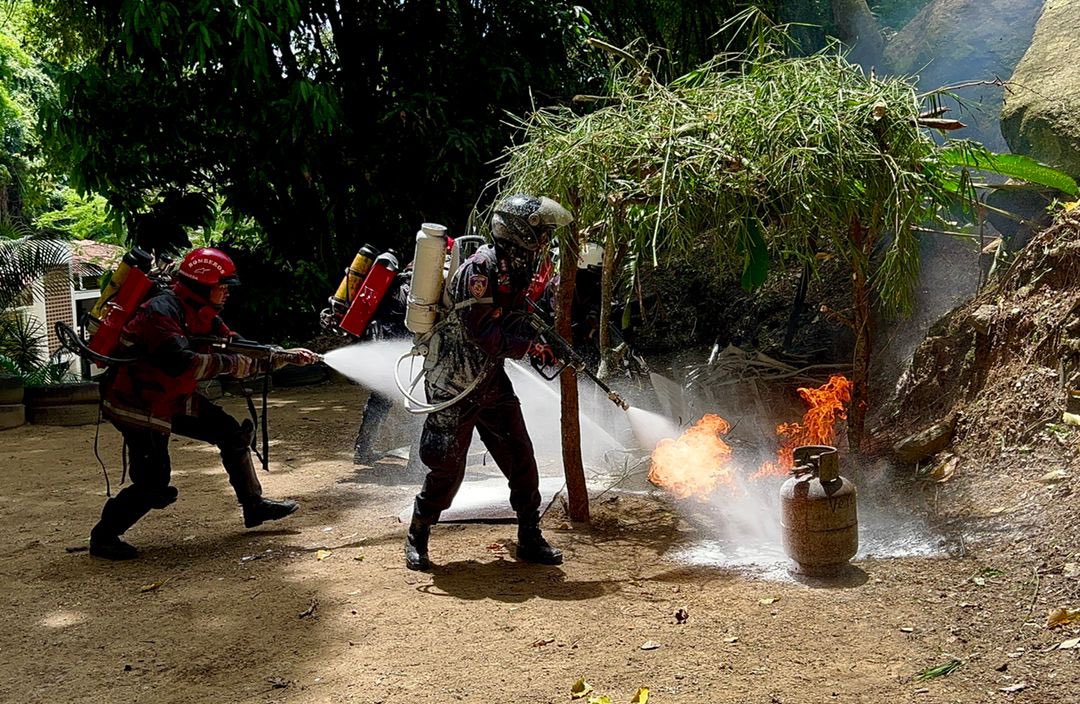 🇻🇪#5Oct| Se dió inicio al Curso de Manejo Defensivo Motorizado a nivel Nacional para fortalecer las capacidades del Sistema Nacional de Gestión de Riesgo para atender Emergencias  y Desastres, que garantice el resguardo y la vida de las personas.
 #RevoluciónAgraria