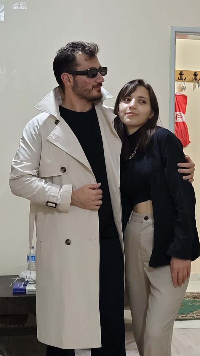 Bütün geceyi Kurtlar Vadisi Pala olarak geçirmek ✅                                      Hayırlı nöbetler babayiğit!