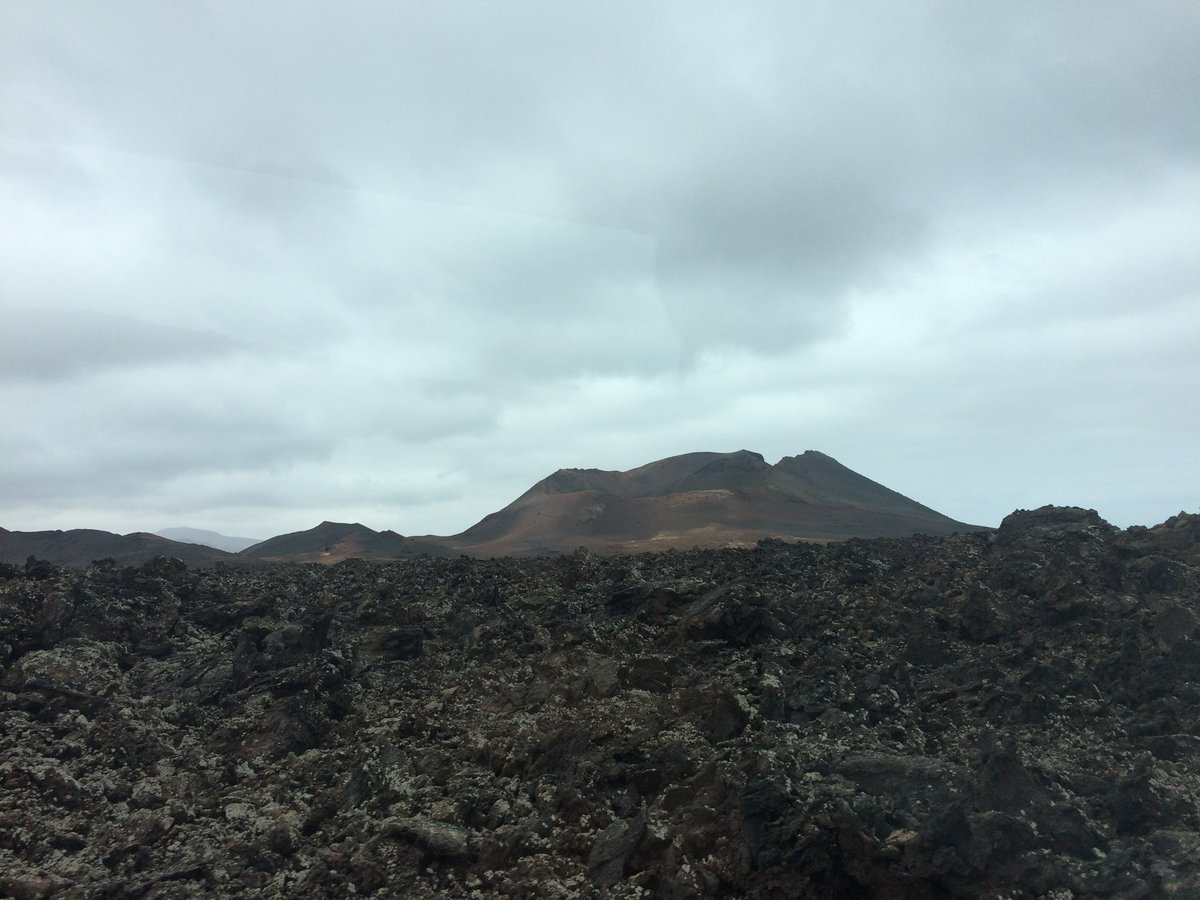 TCanaryIslands's tweet photo. #Canaryislands is the Spanish autonomous community with the most national parks (4): Parque Nacional del Teide, #Tenerife; Timanfaya National Park, #Lanzarote; Garajonay National Park, #LaGomera; and Caldera de Taburiente National Park #LaPalma. https://t.co/6QZJnQYDum