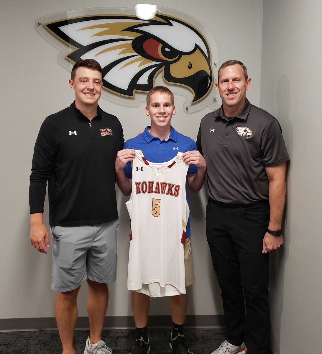 Zach Strauss (@zachstrauss25) on Twitter photo After a great visit with @CoeCoachMartin and <a href="/CoachPayan/">John Payan</a> I am very thankful to receive an offer from <a href="/CoeCollegeHoops/">Coe College Menโs Basketball</a> <a href="/SCPBasketball/">SCP Basketball</a> <a href="/SCPAthletics/">Seton Catholic Athletics</a> After a great visit with @CoeCoachMartin and <a href="/CoachPayan/">John Payan</a> I am very thankful to receive an offer from <a href="/CoeCollegeHoops/">Coe College Menโs Basketball</a> <a href="/SCPBasketball/">SCP Basketball</a> <a href="/SCPAthletics/">Seton Catholic Athletics</a>