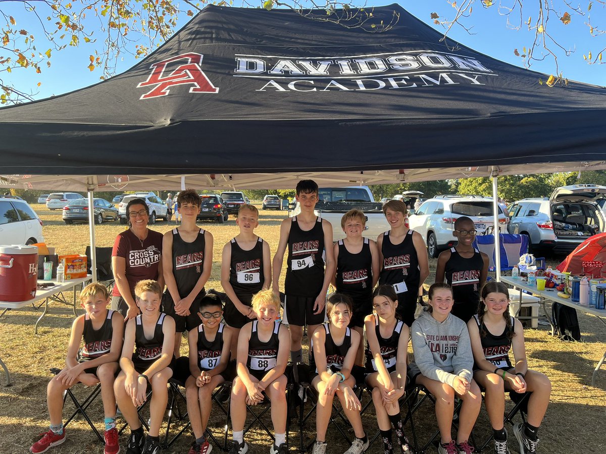 davidsonacademy's tweet photo. Our MSXC team competed in the regional qualifier at the Hermitage Sunday. Many of our runners set new PRs. Super excited to announce the boys squad qualified for state, as well as two girls individually, Riley Herman & Autumn Lavallee. #theDAway #DAXC #middleschool @athletics_da https://t.co/6EL95YbZM4