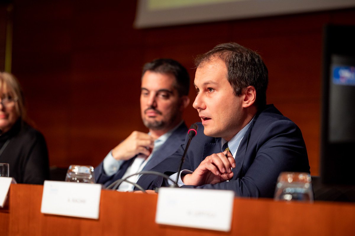 KihlgrenGrandi's tweet photo. Honored to participate in the @UNECE Centers of Excellence panel to present the @CityDiploLab’s strategy for establishing communities of practice on urban sustainability in #Africa, the #MiddleEast, #Europe, and #NorthAmerica.
#citydiplomacy #capacitybuilding #SDGs @UNECEHLM https://t.co/aDJn0w8zj9