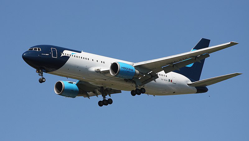 A Mexicana B767-200 seen here in this photo at Mexico City in February 2009 #avgeeks ©- luis Argrich