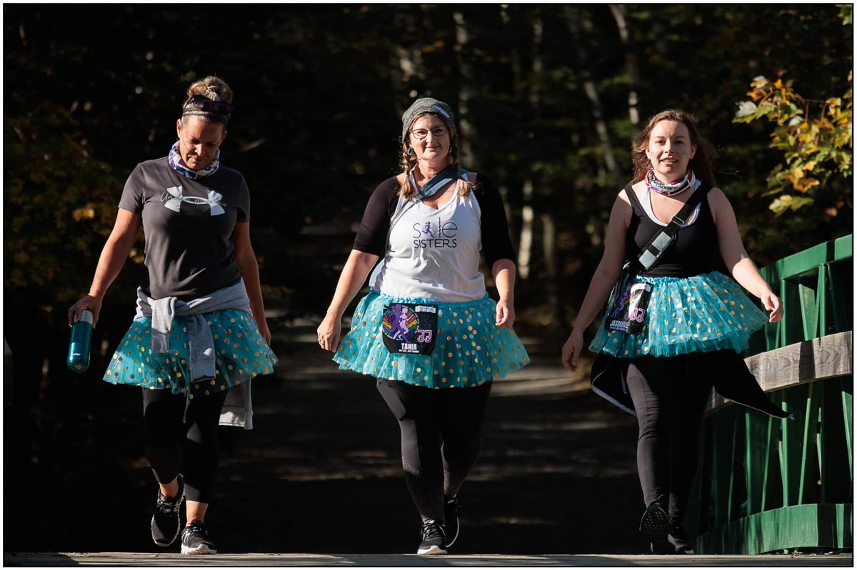 We TRIPLE love these tutu clad runHERs at <a href="/SteeleSubaru/">Steele Subaru</a> <a href="/SoleSistersRace/">Sole Sisters Race</a> and think <a href="/imagesbypdm/">Paul Morris</a> takes great BEST photos ever!
#steelesubaru #solesistersrace #tutupower