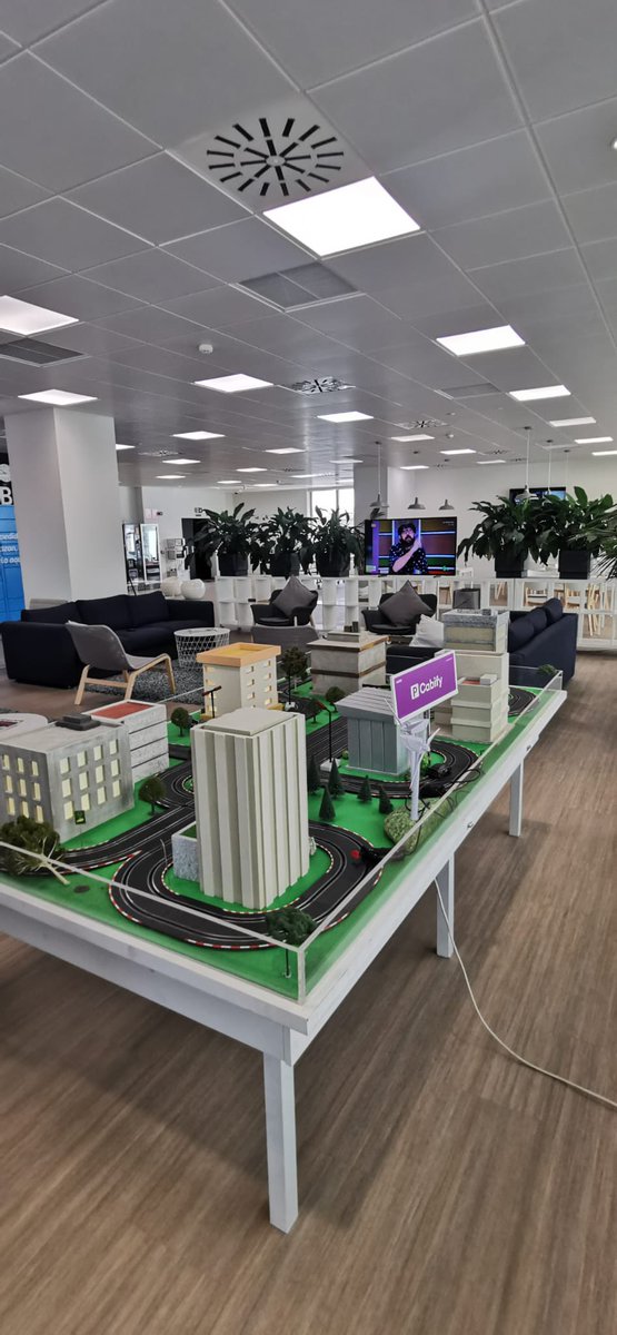 Hrider360's tweet photo. ¡Qué día tan genial! Hoy hemos ido visitar de forma presencial a algunos de nuestros clientes. Teníamos muchas ganas de verlos en persona, de charlas con ellos y de hacerles algunos regalos de parte de todo el #HRiderTeam.

Gracias por este día y por confiar siempre en #HRider 💖 https://t.co/JcPhhGxn6Y