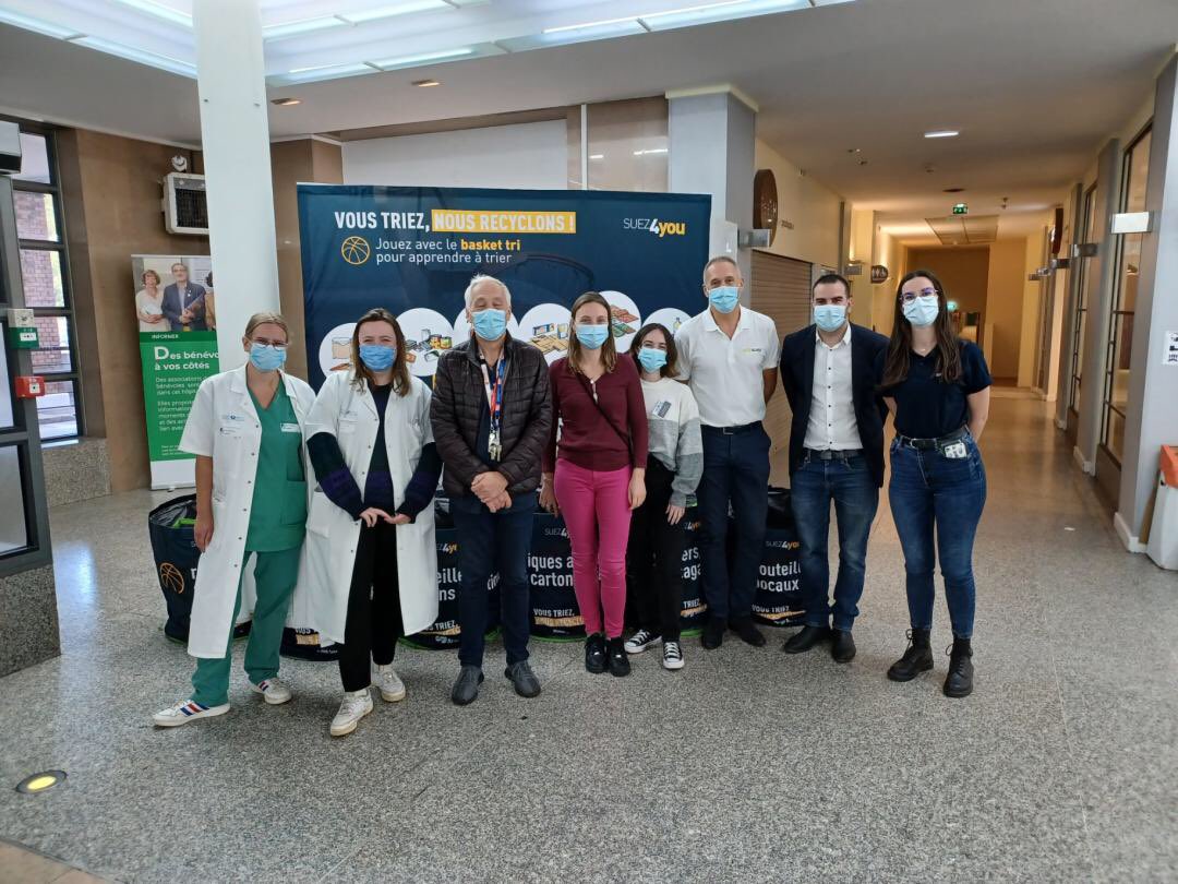 hopitalbeaujon's tweet photo. #SEDD2022 | L’hôpital Beaujon, @APHP s’est mobilisé pour le #developpementdurable ! Retour en images 📸👇

🙏 Merci à @SoliCycle, @suez et @Groupe_Coriance d’être intervenus ♻️ https://t.co/t7cY4fpNhB