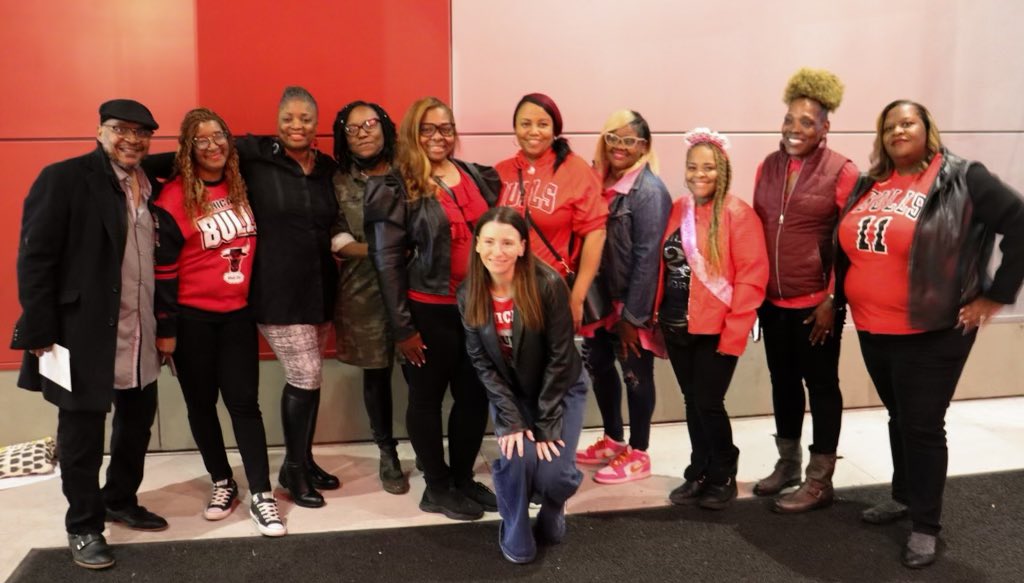 MsAnichini's tweet photo. What a great way to start off #PrincipalAppreciationMonth! Last night @TheFundChicago teamed up with Chicago school principals, their families, and @chicagobulls to kick start the month of events. Thank you for all that you do!#PrincipalPrideChi #ConnectingChampions #BullsNation https://t.co/p0l9pOCUHf