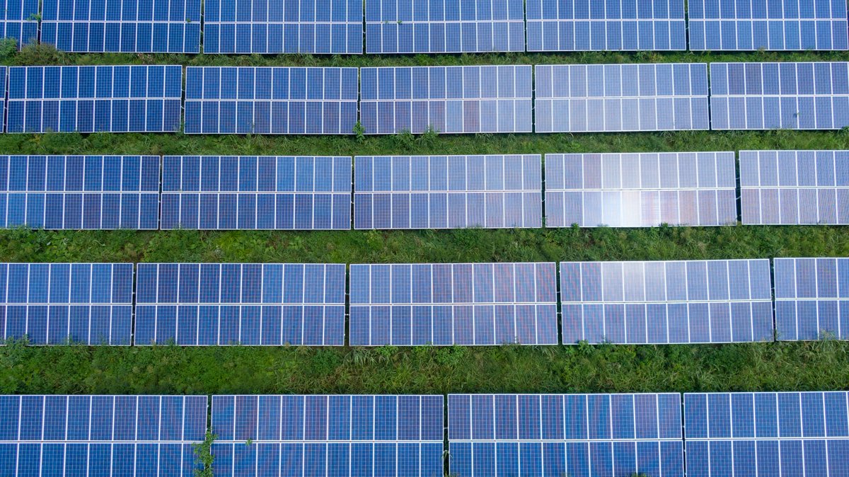 The US recently signed the IRA (Inflation Reduction Act) into law and while the passage of this significant energy bill indicates a positive trend in the US transition to clean, sustainable energy... nerdpower.energy/2022/10/05/clo…