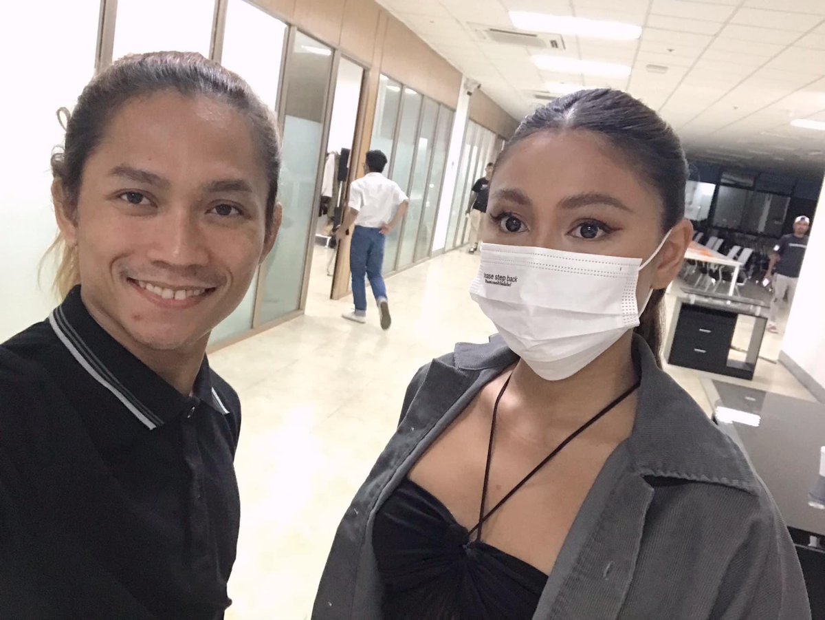 x01_mer's tweet photo. Done working with these celebrities Nadine/Louise/McCoy🎥😍🥰
#lasttapingday
#thankGod #deleter #nadinelustre 📷johncarloclavecillas (10/5/2022) https://t.co/DemGOSwX3C