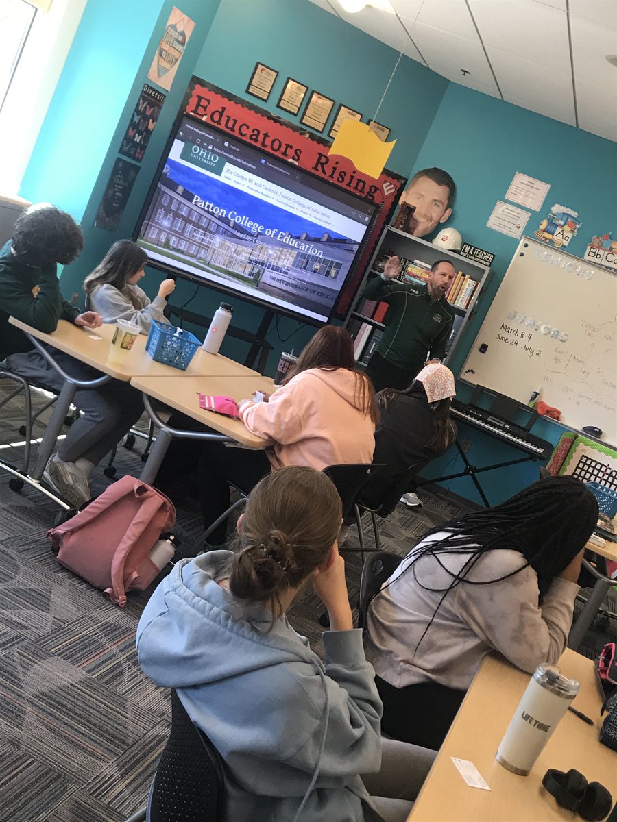 Thank you Curt Plummer ⁦<a href="/OHIOPattonCOE/">Patton College of Education</a>⁩ for coming to ⁦<a href="/EFCTS/">Eastland-Fairfield Career & Technical Schools</a>⁩ Teaching Professions program today to share about our next E- Education and our college path to becoming a teacher!