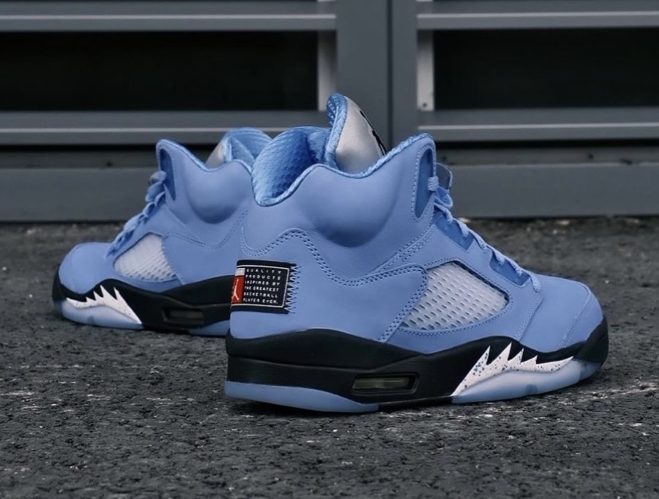 SneakerScouts's tweet photo. Release Date: Air Jordan 5 'UNC' - March 4, 2023 |$225| #SneakerScouts 

https://t.co/RH5PnpDWM7 https://t.co/54gL7JUK8d