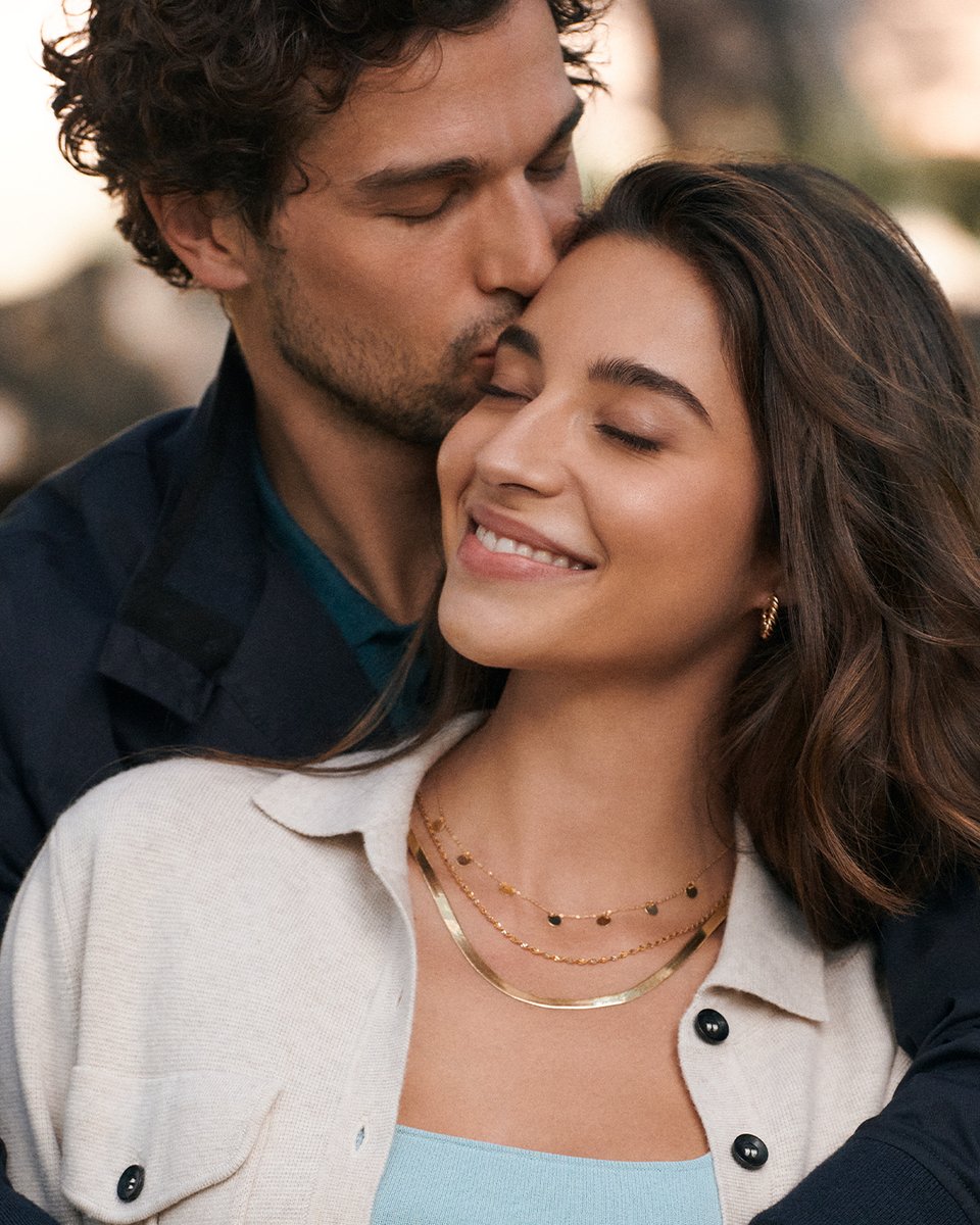 jennvellcs's tweet photo. Fall layers! Style your fall looks your way with hot and new jewellery styles from Peoples.🍂 #LovePeoples
#FashionJewellery #LayeringNecklaces #GoldChains https://t.co/WIVEdrf8Yt