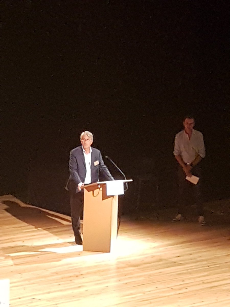 mtzgr_lyd's tweet photo. Prise de Parole de @bernardgainnier , Président de @Telemaque_asso mais également Mentor ! "La culture emmène très loin, peut être même plus que les compétences techniques!" https://t.co/FN3OaF692y