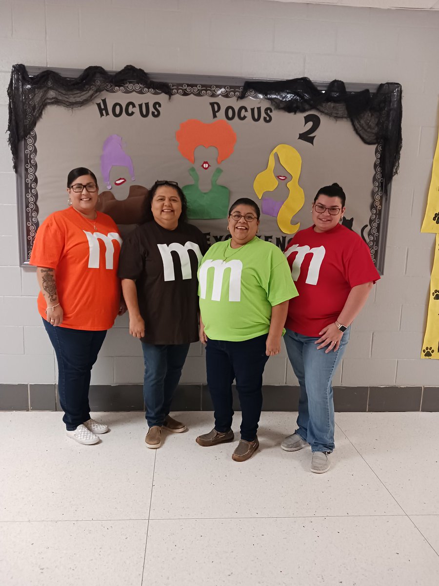 RHHS_Champs's tweet photo. Homecoming Spirit Week...RHHS CHAMPS twinning it...🖤💛🖤@Asael_Ruvalcaba, @ACardenas001 @RHHS_Bobcats @CoachBlue2 #WeAreRioHondo #BobcatNation https://t.co/mB4qbHqyqP