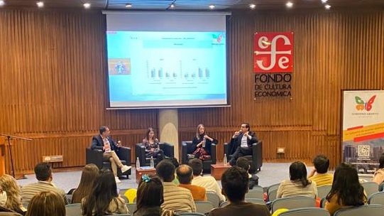 SaldarriagaConc's tweet photo. 'Trabajamos para transformar a Colombia en una sociedad inclusiva a partir de la generación de datos e información que visibilicen las principales problemáticas de las personas con #Discapacidad', #JuanPabloAlzate #ConElDatoPuesto

https://t.co/U0PgY2Ehep
https://t.co/EACAMi6k9X https://t.co/Aa106hXnjG