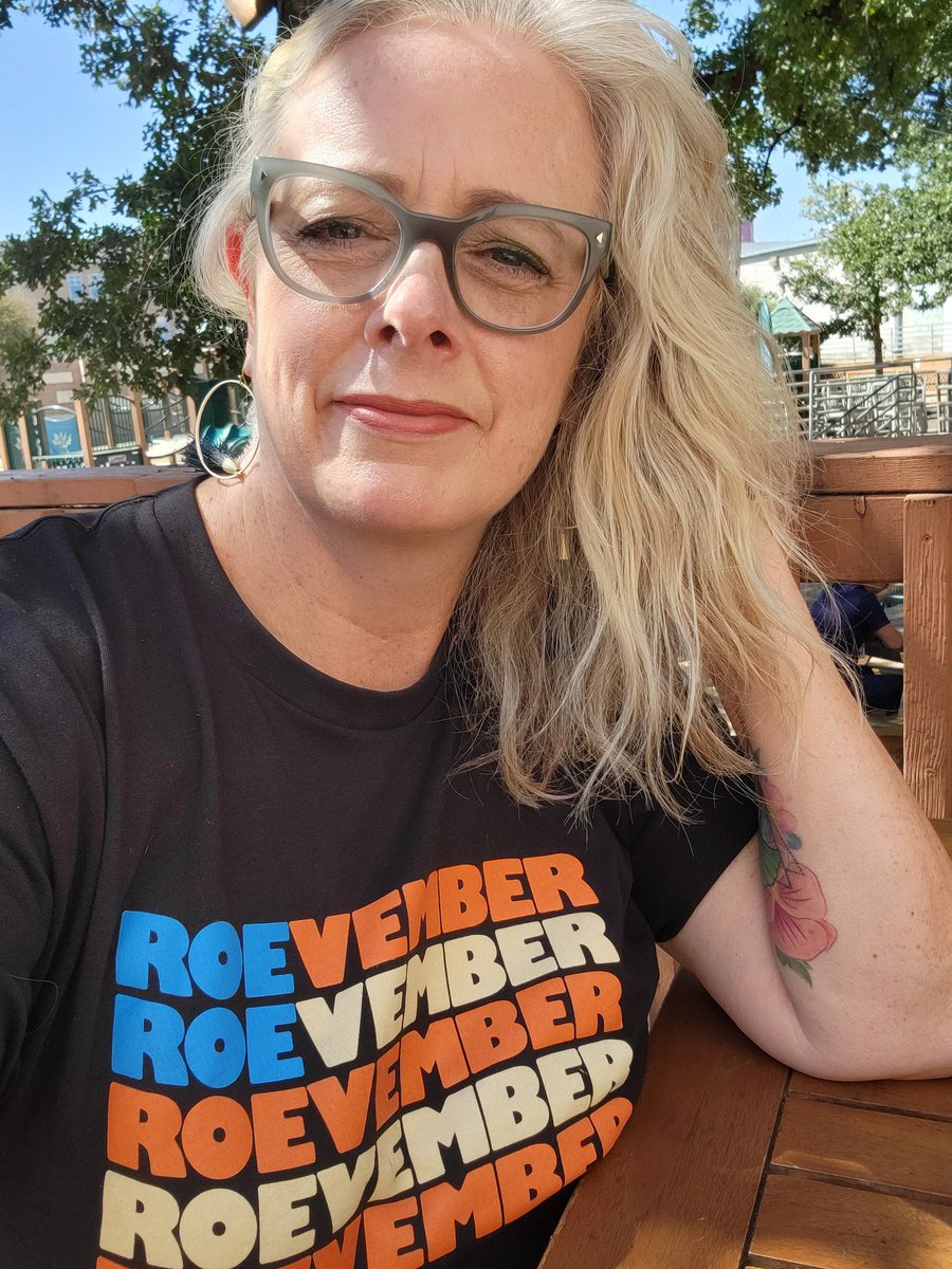 Wearing my <a href="/MeidasTouch/">MeidasTouch</a> Tee all during Rocktober! Make a plan to Rock your Vote! #Vote2022 #itsmylife