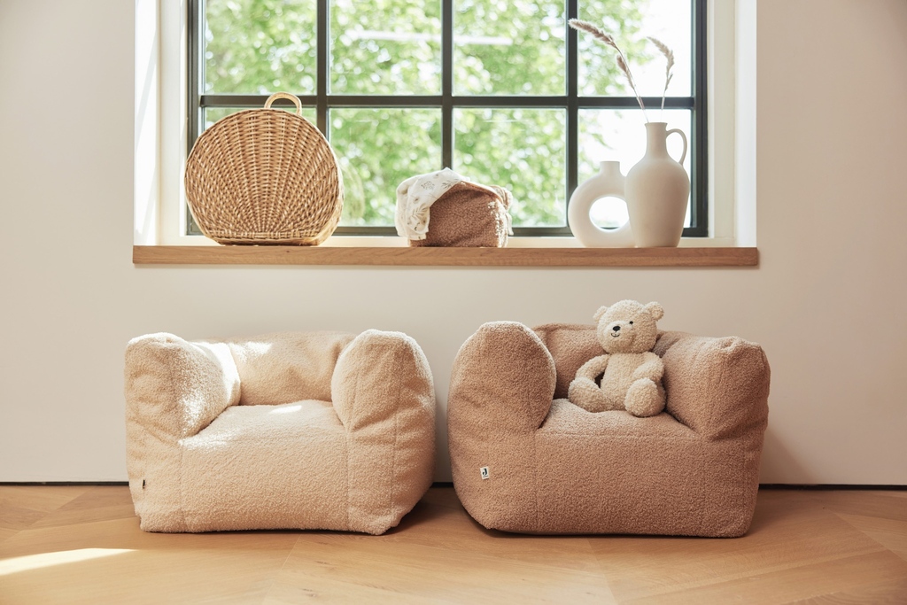LePetitZebreFR's tweet photo. { CHILL MODE } 🥰Just relax sur les fauteuils-poufs pour enfant de JOLLEIN !
Pour les #kids de 1 à 4 ans et dispo en 5 couleurs - 2 ultra doux et 3 aux couleurs vives !
Un chouette cadeau à offrir 😉#lepetitzebre #jollein #poufenfant
https://t.co/1OYCPV62II https://t.co/2PE7rcfJDm