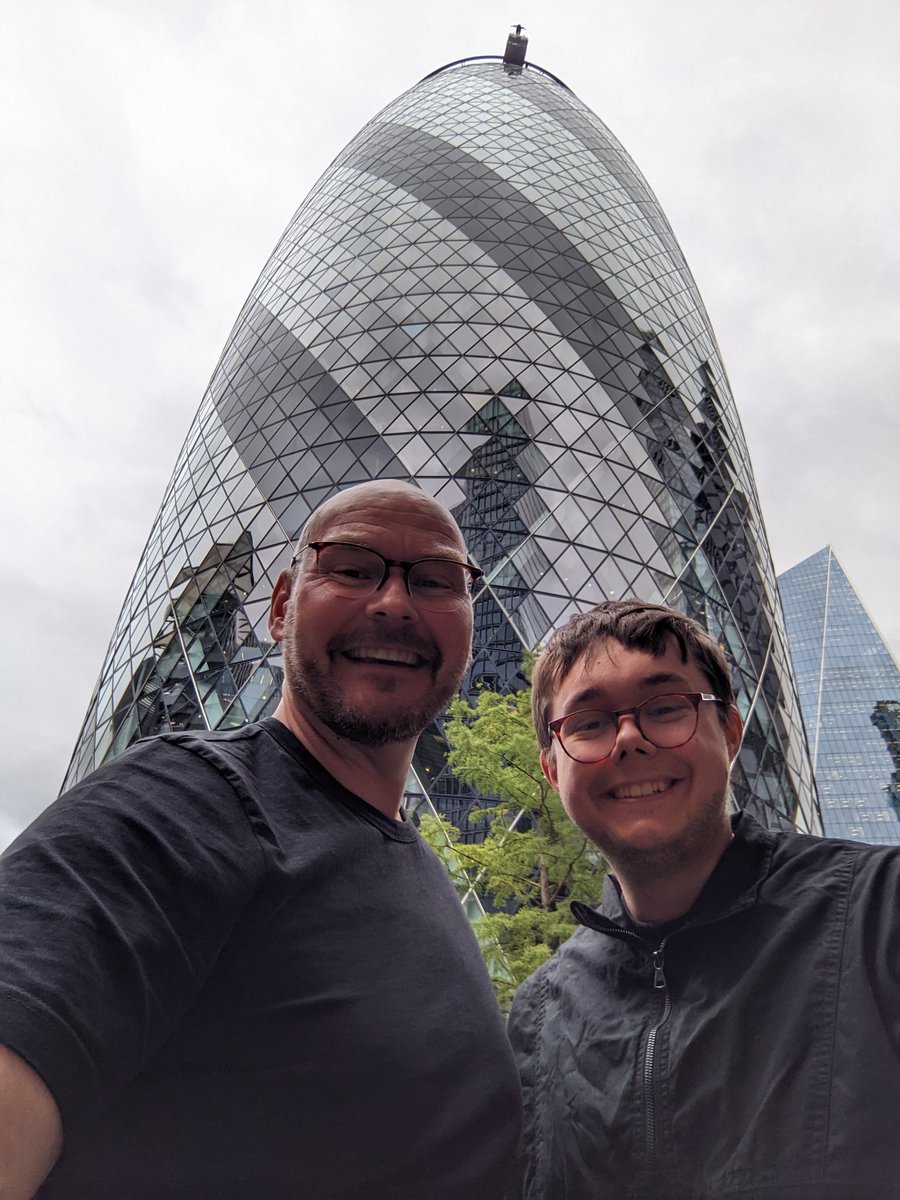 OlovusUK's tweet photo. Not everyone joined the #TeamStand sightseeing tour https://t.co/qVy3uI40TV