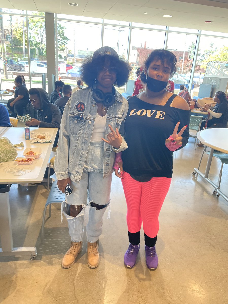 SaintMartinCleveland tweet media