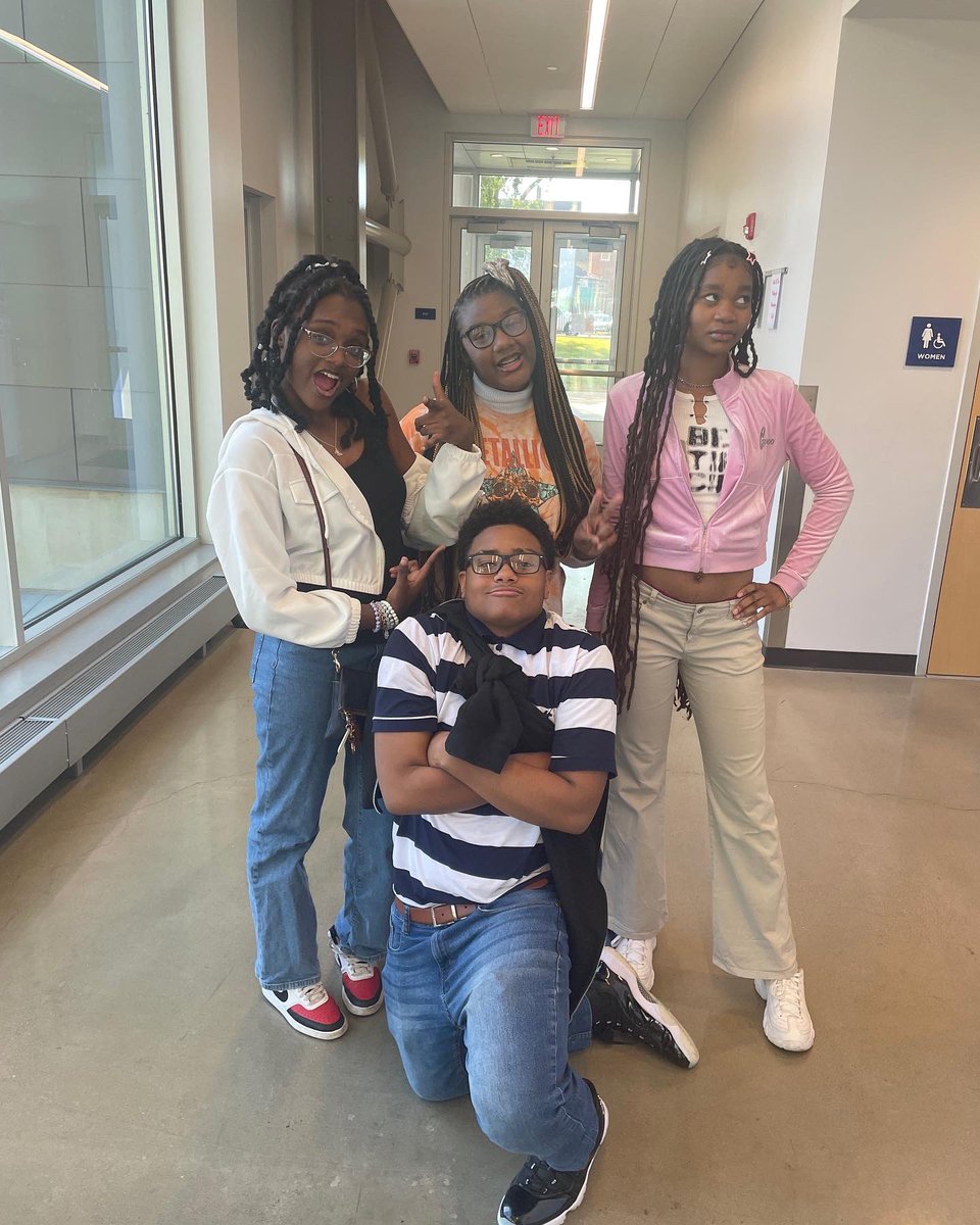 SaintMartinCleveland tweet media