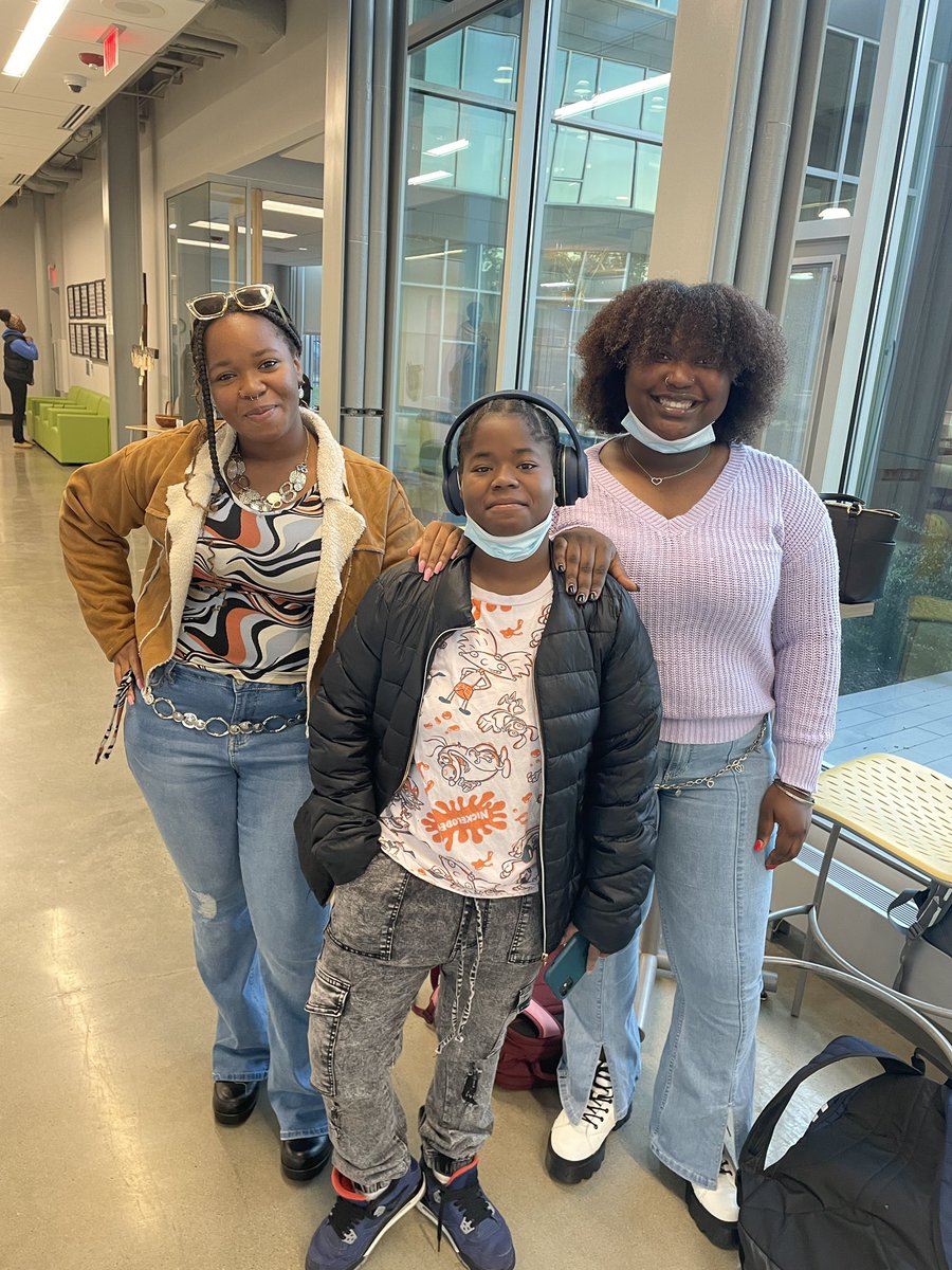 SaintMartinCleveland tweet media