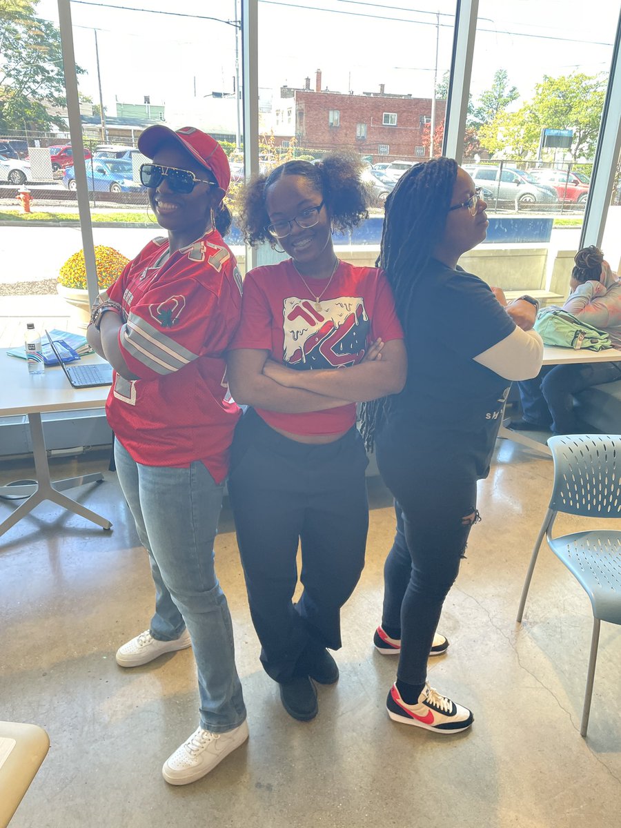 SaintMartinCleveland tweet media