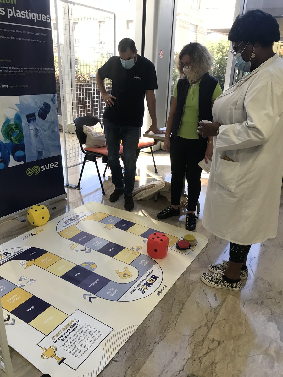 hopitalbichat's tweet photo. #SEDD2022 | Retour en images 📸👇 de la journée #developpementdurable à l’hôpital Bichat - Claude-Bernard @APHP ! 

🙏 Merci à tous nos intervenants @SoliCycle, @suez
 et @ACTCommodities d’être intervenus ♻️ https://t.co/IrykKNI86y