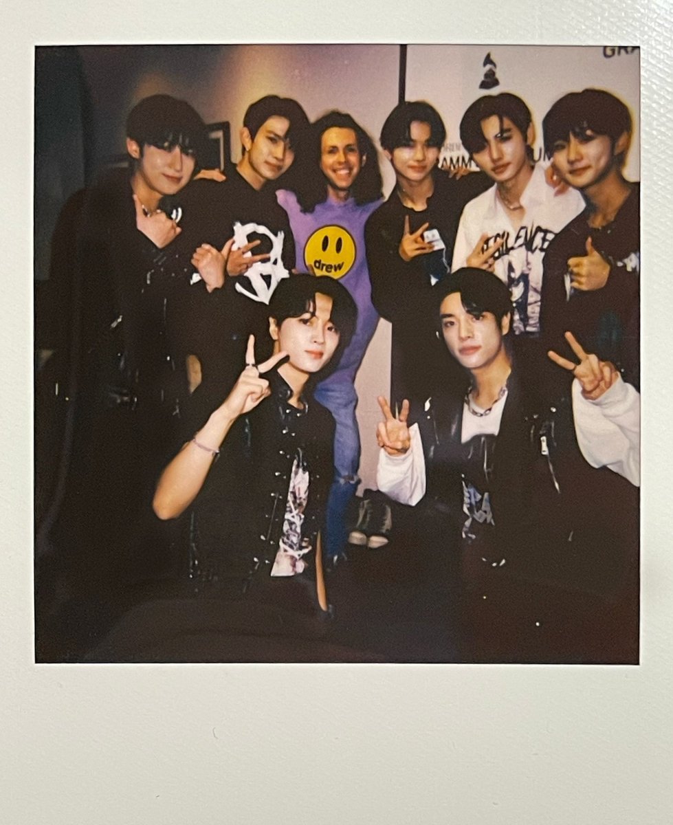 Polaroid Love. Nice to meet you, <a href="/ENHYPEN_members/">ENHYPEN</a> 📸❤️