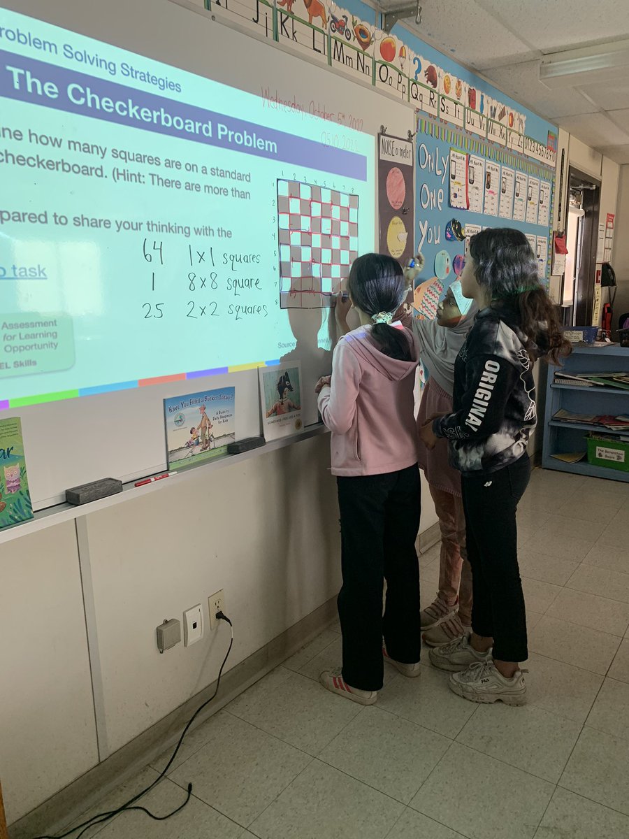 We love a good #mathchallenge @CarletonHeights !! How many squares do YOU see?! Such a fun way to employ learned math language and practice sharing our thinking! <a href="/OCDSB/">OCDSB</a>