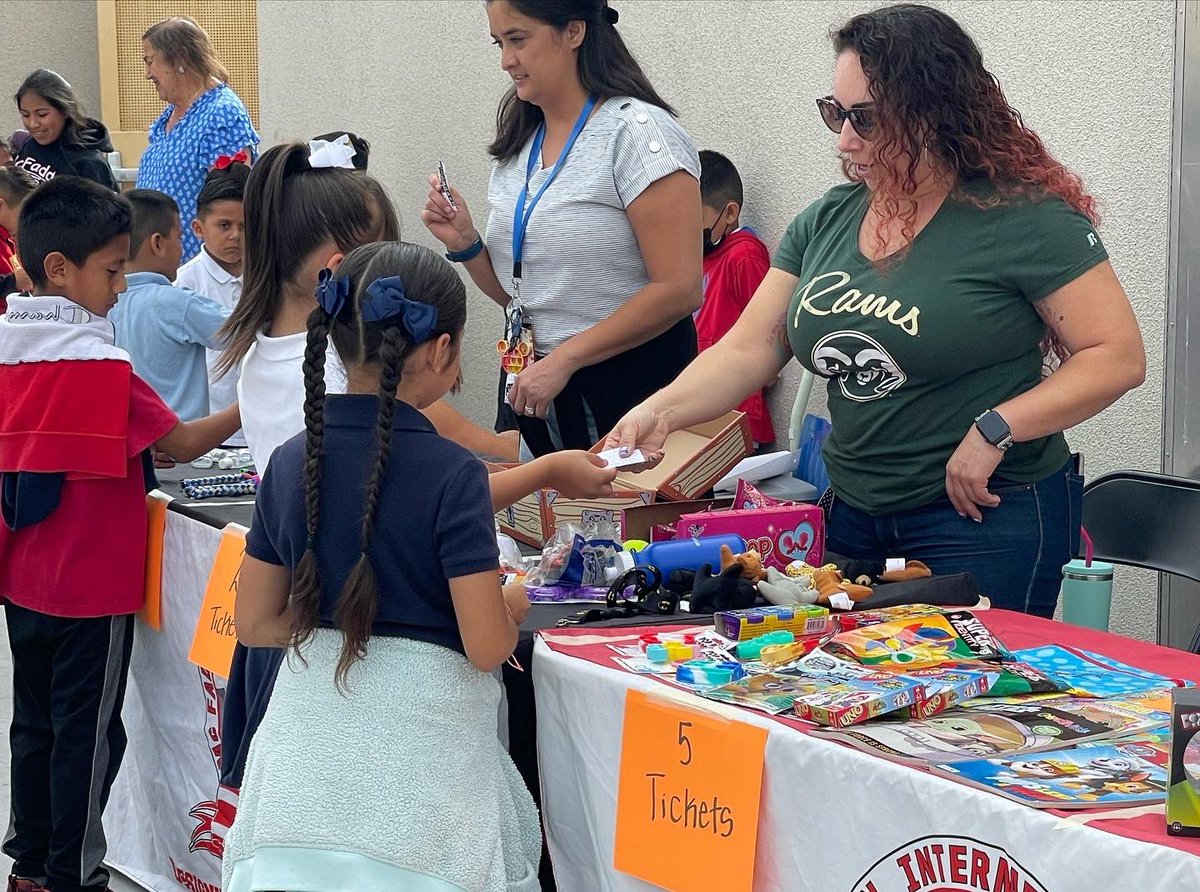 MIT’s PBIS Scotcha Marketplace was open for business today!! It was bustling with the excited students ready to spend their Scotcha tickets earned for following ‘The Way of The Scots’! <a href="/CoachingSausd/">CoachingSAUSD</a> <a href="/mcfaddenscots/">Ignacio Muniz</a> #wearesausd