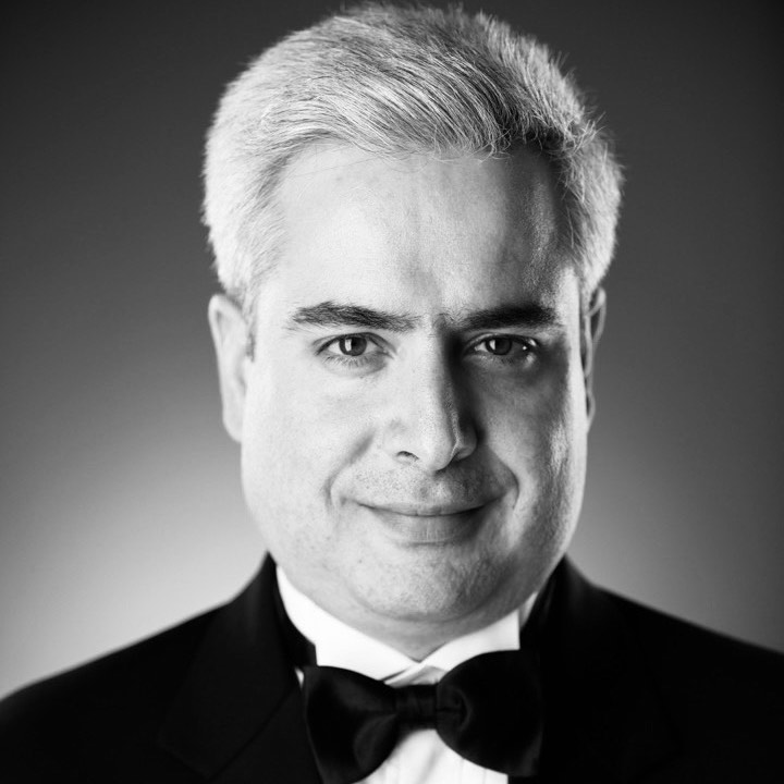 Pianists Beatriz Helguera-Snow and Juan Pablo Horcasitas perform piano 4 hands works by Mozart, Ravel, Rachmaninoff, Brahms, and Dvořák in tomorrow's Tea Time Concert, the first of the year! Join us in Fulton Recital Hall at 4:30.