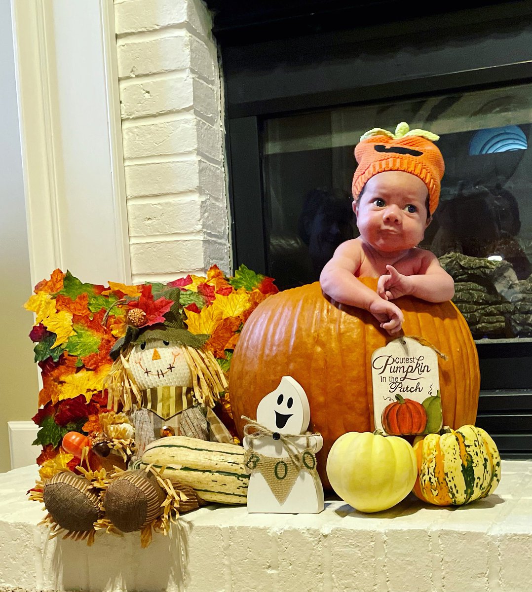 Enjoying maternity leave with my little pumpkin 🎃