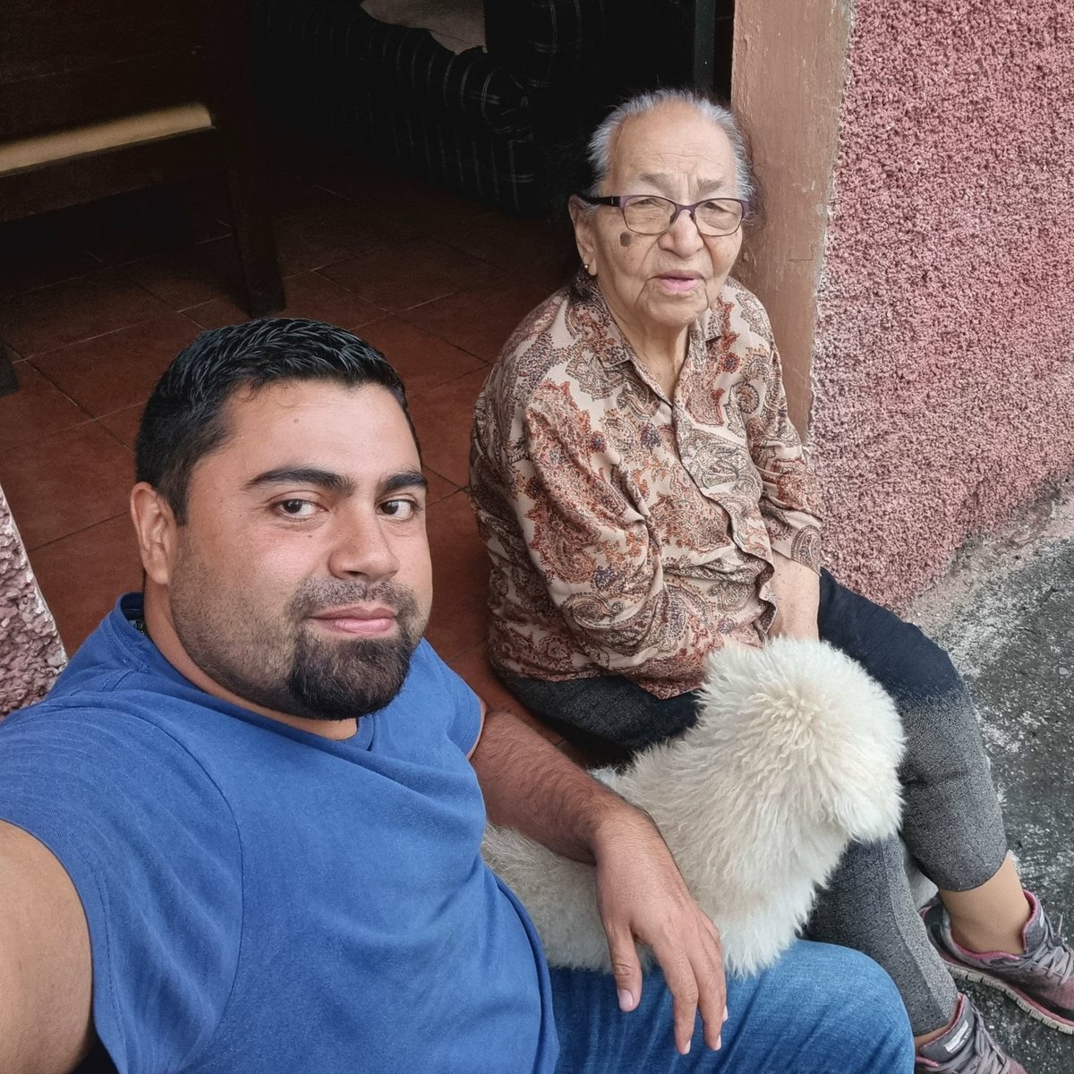 lucioalbert's tweet photo. Mi mundo https://t.co/3JegC6A6rz