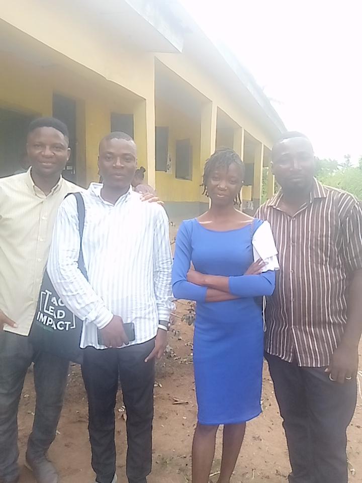 kayodeoyadele's tweet photo. Happy Teachers' Day to all teachers around the globe.
As a Teacher - leader, I don't only teach, I also inspire my learners.
#Teachersday
#TFNCelebratesTeachers
#TeachForNigeria
#TFNfellow https://t.co/W0f19GqJE2