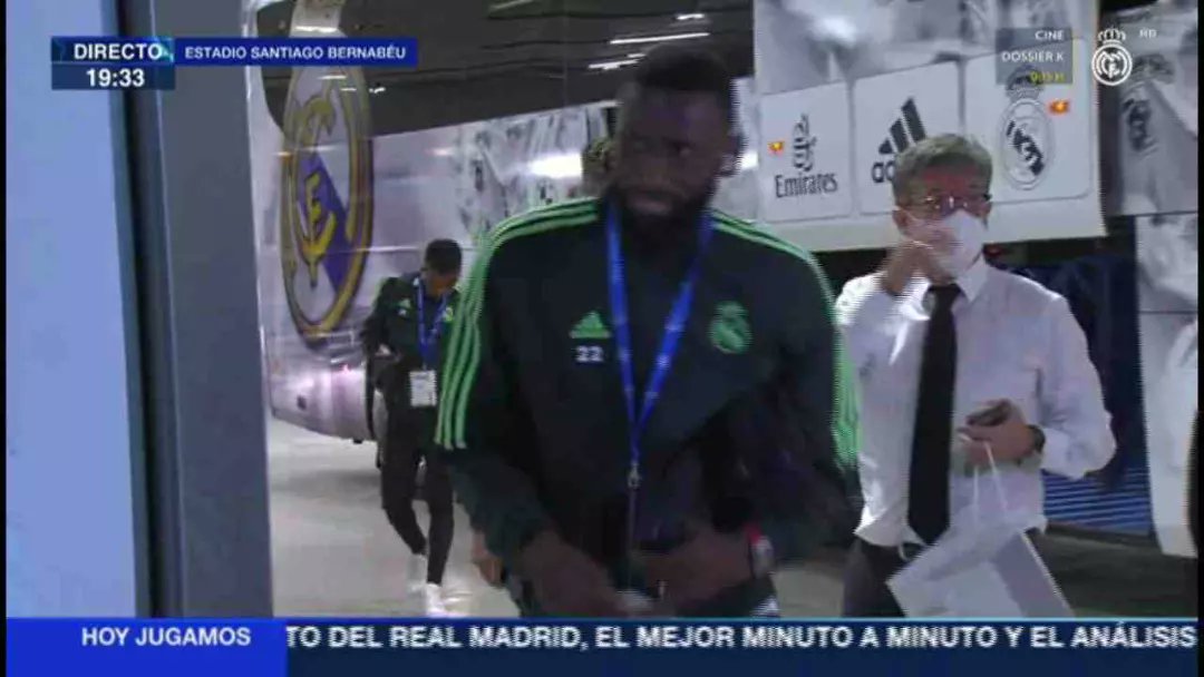 ARMADRID0's tweet photo. من وصول المحارب رودريغير لملعب اللقاء.

#RealMadrid #LaLiga #realmadrid #ronaldo #Benzema #ChampionsLeague #Madridista #explore 
#ريال_مدريد #الدوري_الإسباني #بنزيما
#دوري_ابطال_اوروبا #مدريدستا #اكسبلور https://t.co/54nVNLG2oL