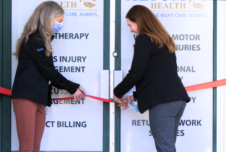 We are thrilled to continue growing in Hamilton and join the Stoney Creek Community! Thank you to everyone who joined us yesterday to celebrate our clinics grand opening🎉 📍910 Queenston Road Read our press release here altumhealth.com/uhn-altum-heal…