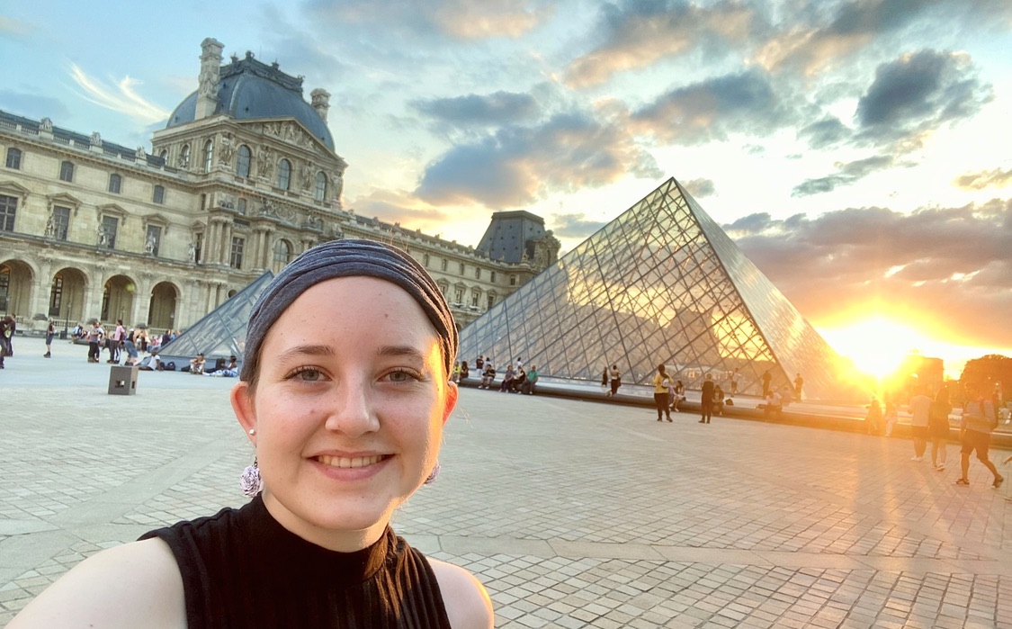 MtsuUfo's tweet photo. Jael Guest, a current recipient of the Gilman Scholarship, is studying abroad in France for the academic year. She created a blog, Always Say Bonjour, that follows her experience. To learn more about Jael and her study abroad journey, follow her blog at https://t.co/yUlOT9IuMK https://t.co/H0UBKCdWiq