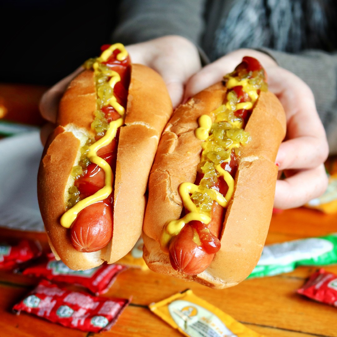 Boston bar is offering free hot dogs for life – if you dedicate a tattoo to  them : r/offbeat