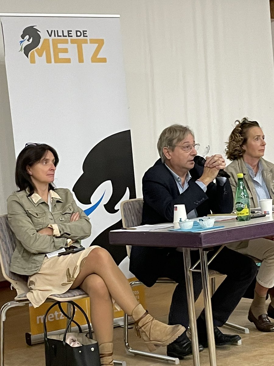 MarcSciamanna's tweet photo. Réunion de quartier à @MairiedeMetz #Queuleu https://t.co/N4tK0NtjIW