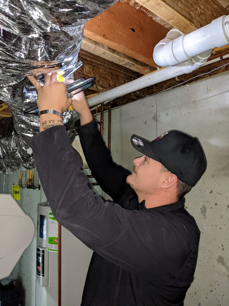Trojanowski_'s tweet photo. We had @WCAIndy out today to inspect our furnace before winter. Everything looked good with our system and we're ready for cooler weather.

It is recommended to get your #HVAC inspected twice a year.

Experience true comfort with the HVAC pros at Williams Comfort Air.

🟢🔥💪 https://t.co/me872TtXJM