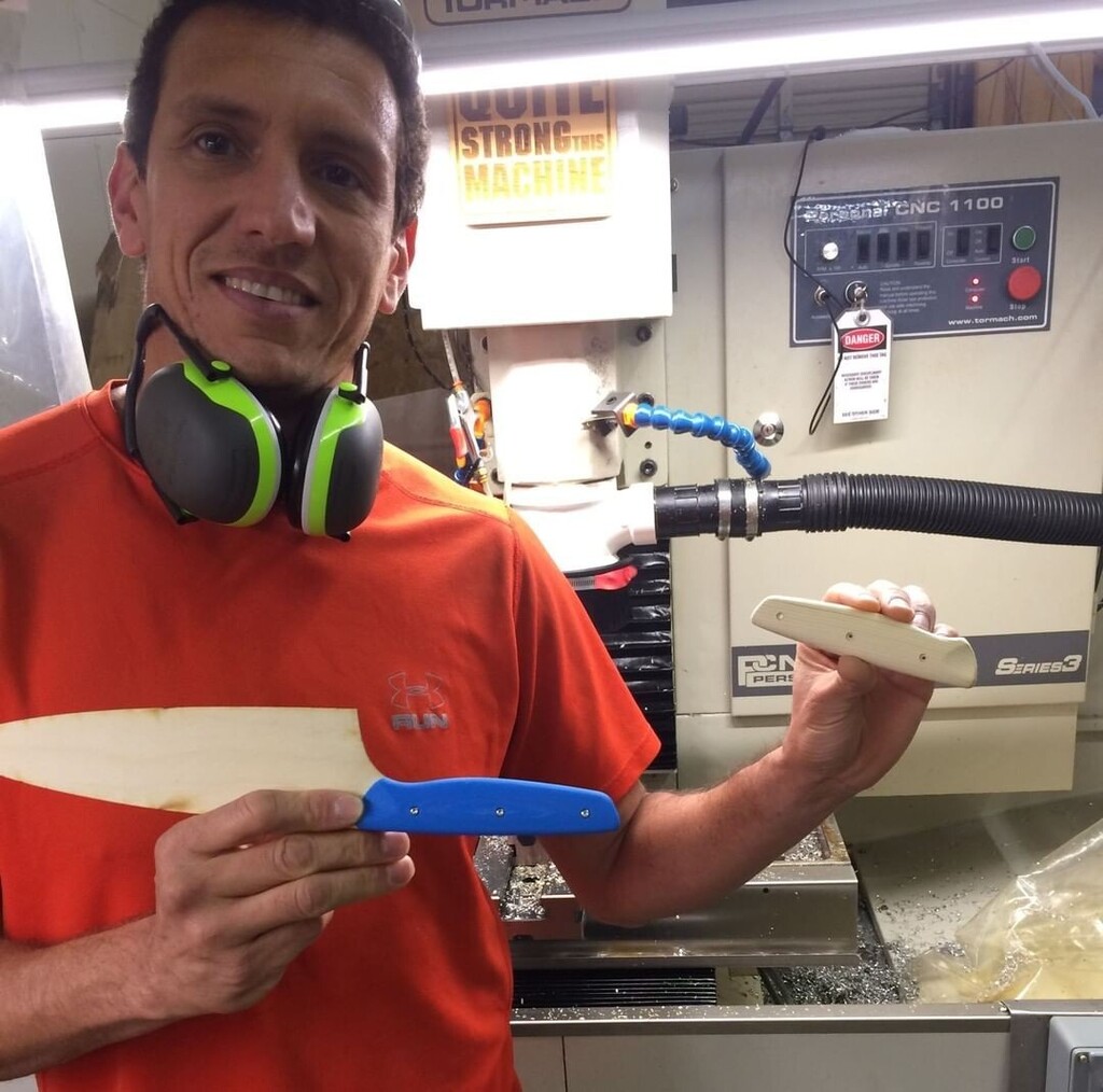 Engineerable's tweet image. Would you buy a KRVR Knife made from pallet wood? #workshopwednesdays is about taking you behind the scenes and back in time to some of the exciting and interesting moments in the shop that have taken us to success with the projects you know and love. Fo… instagr.am/p/CjV1_xCrvLc/