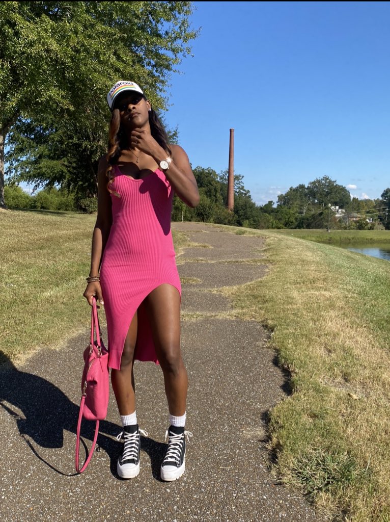 JaySimone33's tweet photo. on Wednesday’s we wear PINK💓 https://t.co/6R5gdF55Pb
