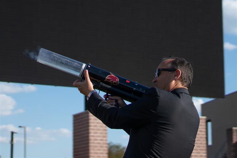 Stay tuned for this Saturday's <a href="/TXSTATEFOOTBALL/">Texas State Football</a> game as President <a href="/kdamp/">𝙺𝚎𝚕𝚕𝚢 𝙳𝚊𝚖𝚙𝚑𝚘𝚞𝚜𝚜𝚎</a> will launch t-shirts into the student section! ALSO, a lucky fan will catch two tickets to the President's Suite at an upcoming game in between the 3rd and 4th quarters! 😸

#EatEmUp #WackInBlack