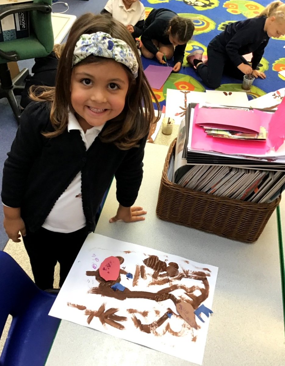 MepalWitchamCoE's tweet photo. Learning about families in EYFS &amp; how we are related to the people in our families.  Some children choosing to create their very own family trees! Some creative work here Owls!! 👏 @PKCKST @DEMAT__ @ClaireGray2019 @tricia_moss124 @educating_david @Mrs_GoodallEYFS @jalee2210 https://t.co/h1xQFGuUtS