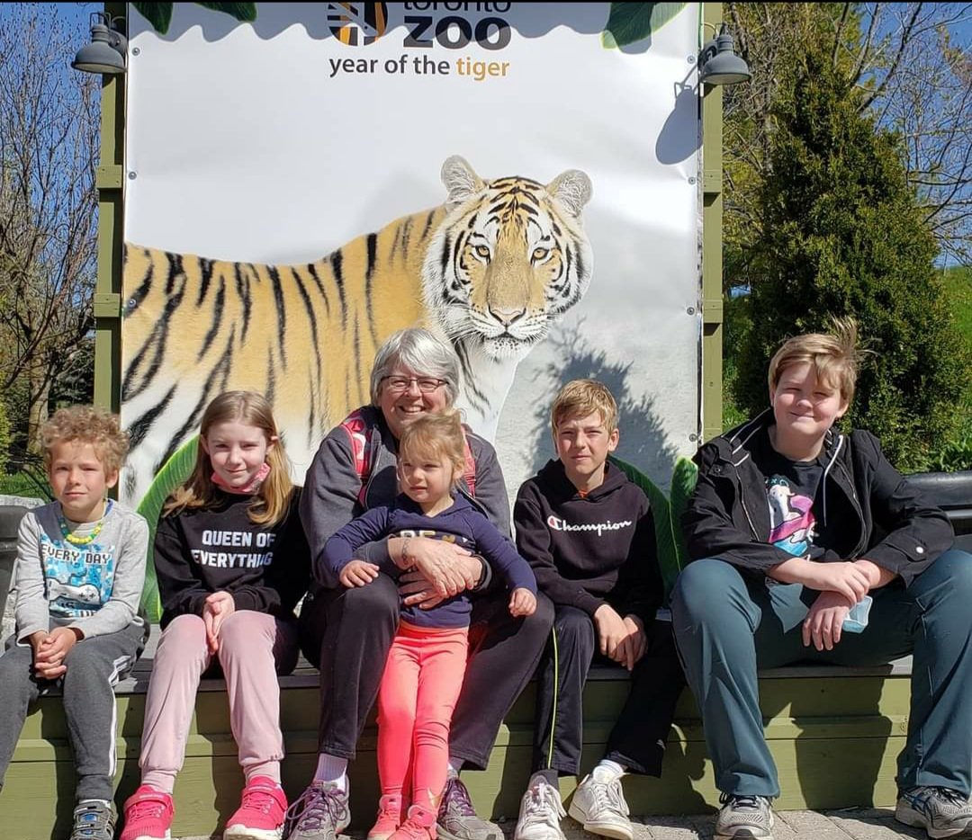 onedaywithNan's tweet photo. @TheTorontoZoo My favourite are these ones, when I take them to @TheTorontoZoo! Such a great place to have fun, connect with nature, and learn to love &amp; respect wildlife of all types! Thanks!! 

#kidlets #onedaywithnan https://t.co/s1vhxubweS