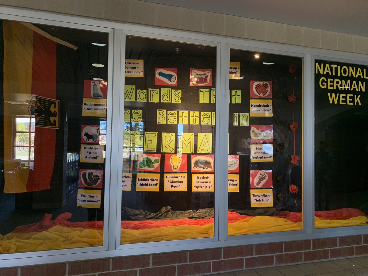 German Honor Society getting ready to celebrate German Day at <a href="/NeuquaValley/">Neuqua Valley High School</a> next week! Deutsch macht Spaß! 🖤❤️💛 #learngerman <a href="/NVWorldLanguage/">NV WL/EL Department</a> <a href="/AATGOnline/">AATG</a>
