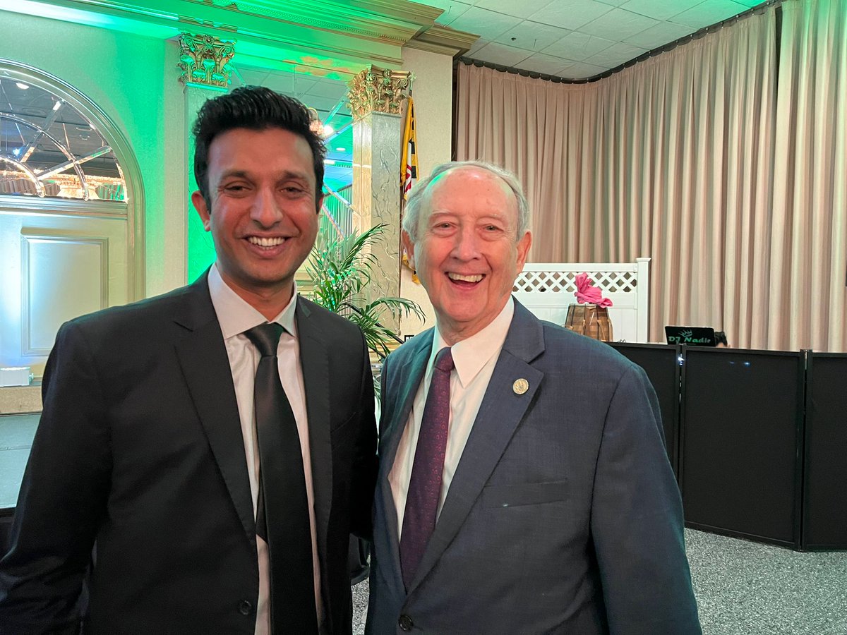 Had a privilege to attend the dinner in the honor of Pakistan Federal Minister for Law &amp; justice <a href="/AzamNazeerTarar/">Azam Nazeer Tarar</a>
hosted by <a href="/sajidtarar/">Sajid N. Tarar</a> ( CEO at  centre for social change and Ex-advisor to President Trump for American Muslims).
<a href="/SOSMaryland/">MDSecretary of State</a>