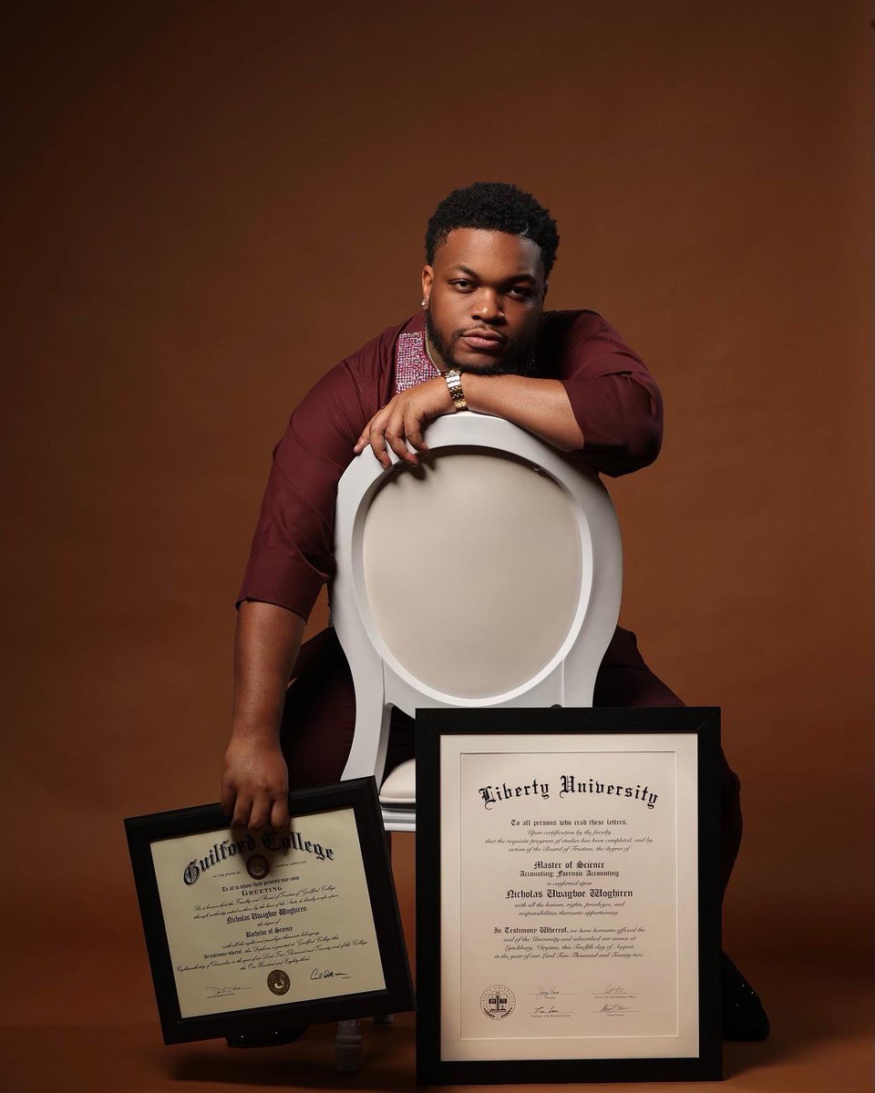 nickwog5's tweet photo. I am proud to say that I was able to finish my post graduate program that was meant for two years in a year. I have officially obtained my Masters in Forensic Accounting! 🎓

Imma always keep ‘em thangs on me 📜

#INoFitCarryLast🇳🇬
#BlackExcellence 
#PHDLoading https://t.co/ZH4hUczUzg