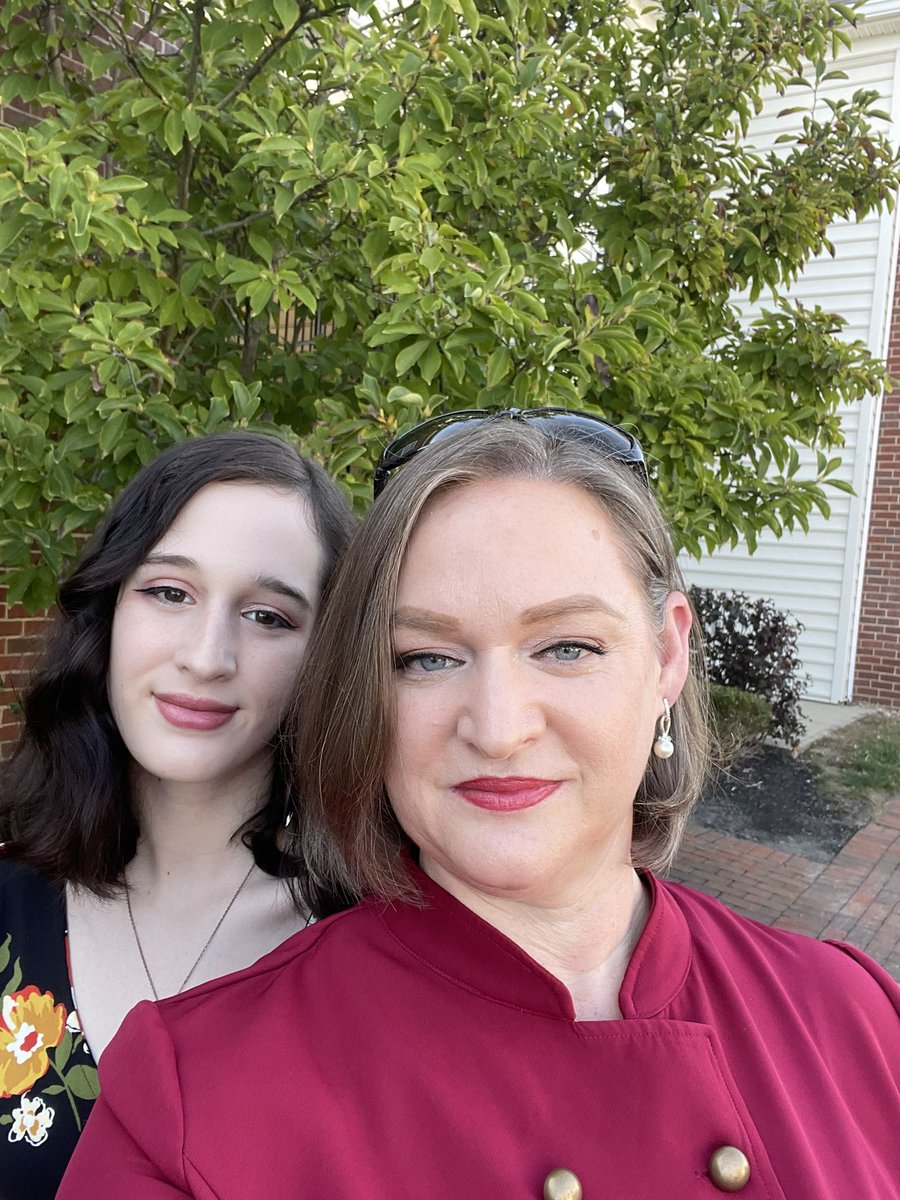 sanralynn's tweet photo. @HamiltonMusical in #ColumbusOH @OhioTheatre here we come!! So excited! Thank you  #luckyseat https://t.co/zKY4oWaHus