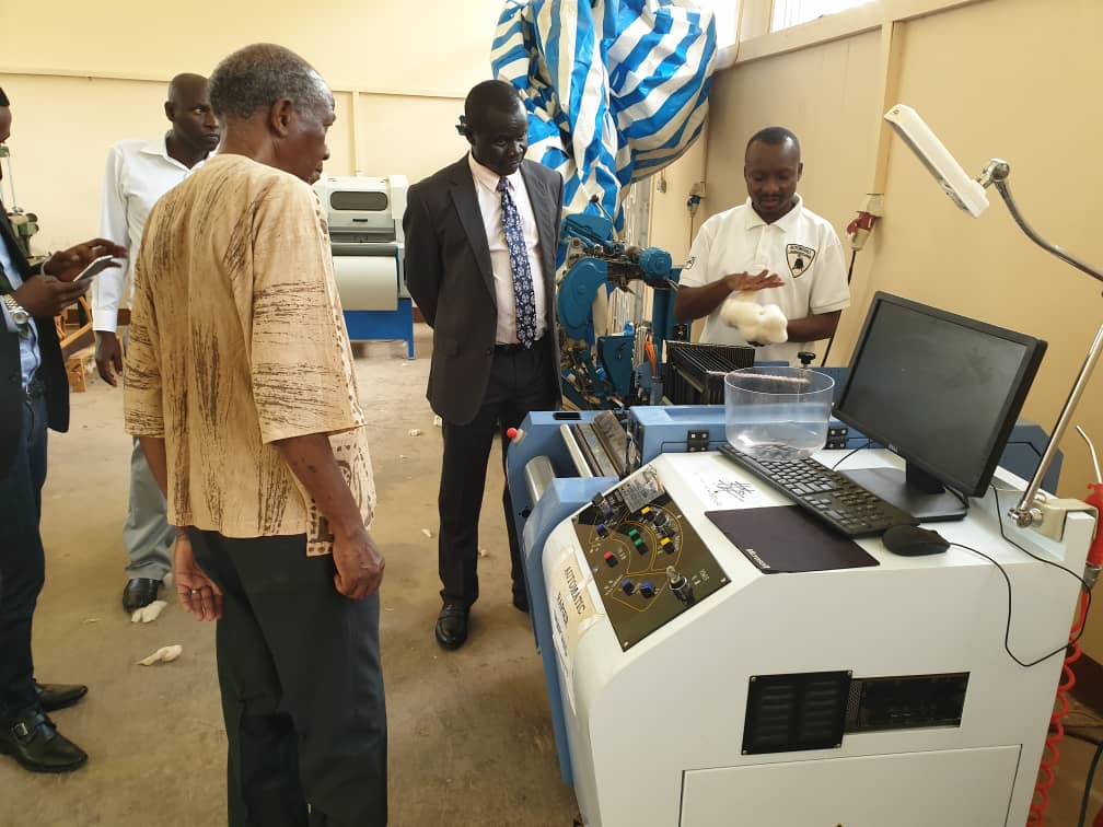 ProfPaulWaako's tweet photo. Today the Chancellor of Busitema University @VinandNantulya made an imprompt visit to the University.  He spent a large part of the day interacting with students and held a meeting with top management.The discussions focused on  infrastructure development at the University. https://t.co/OWtgtQAygf